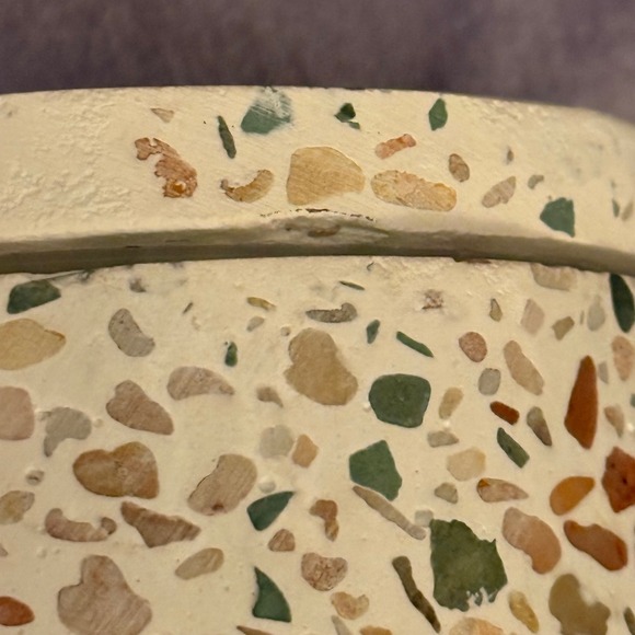 Better Homes & Gardens Citronella Mango Citron Candle 10oz Terrazzo Ceramic Jar - Picture 7 of 9